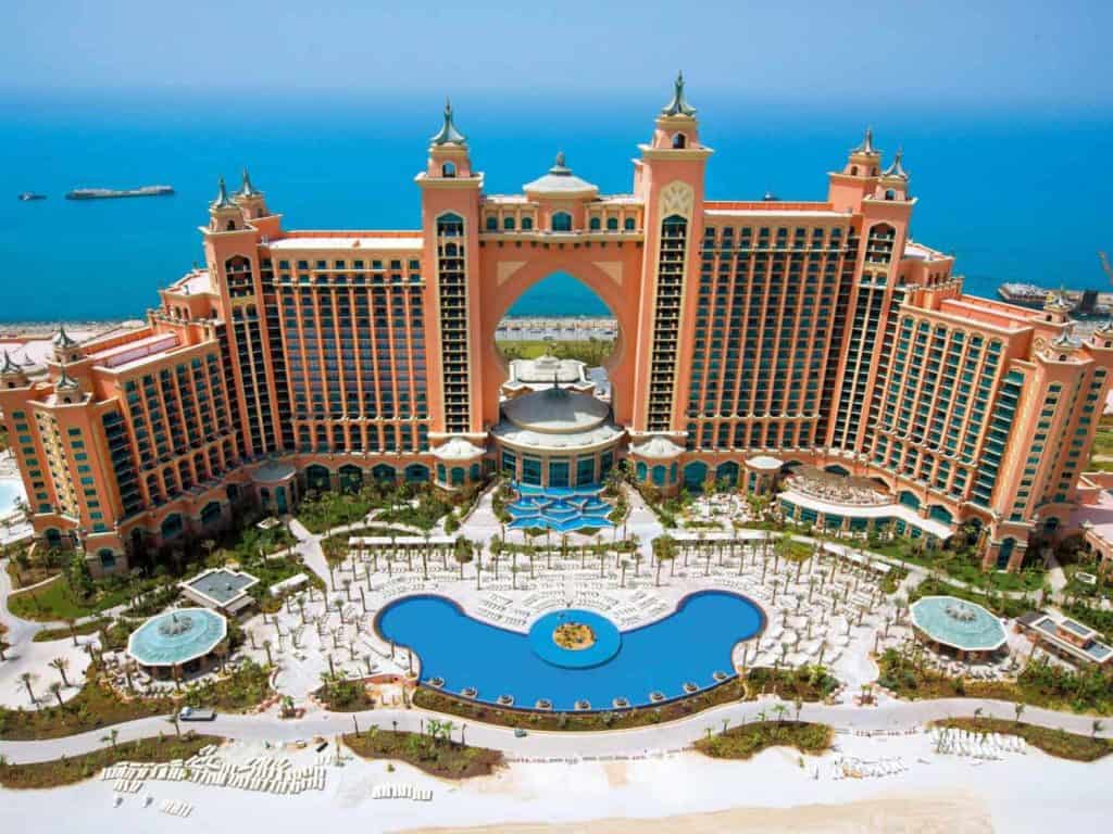 The Famous Palm Jumeirah, Pride of Dubai 6 The Grand Palm Jumeirah